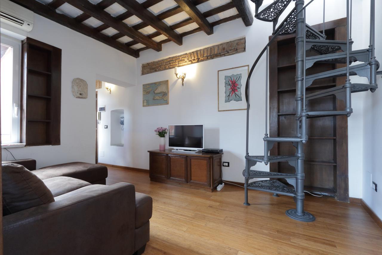 Garibaldi 2 Apartment Rome Bagian luar foto