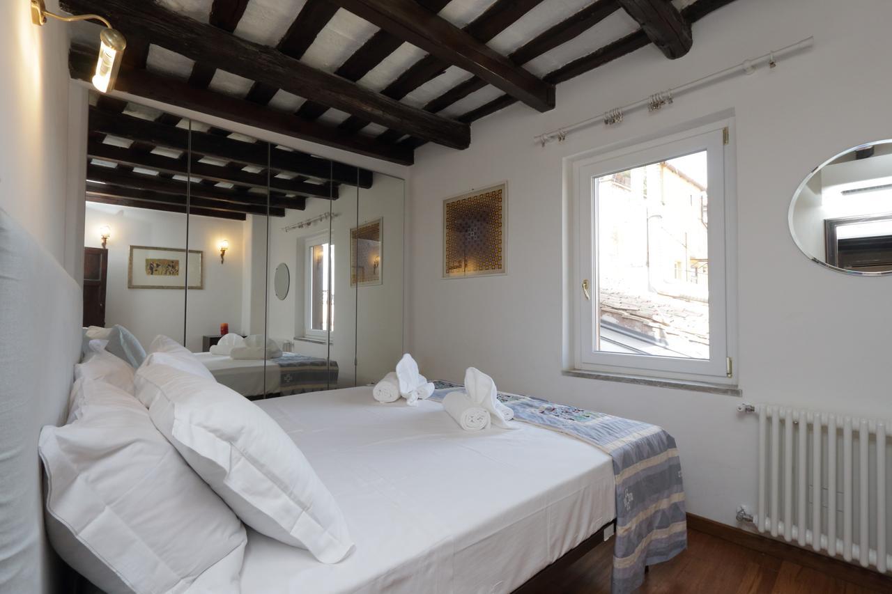 Garibaldi 2 Apartment Rome Bagian luar foto